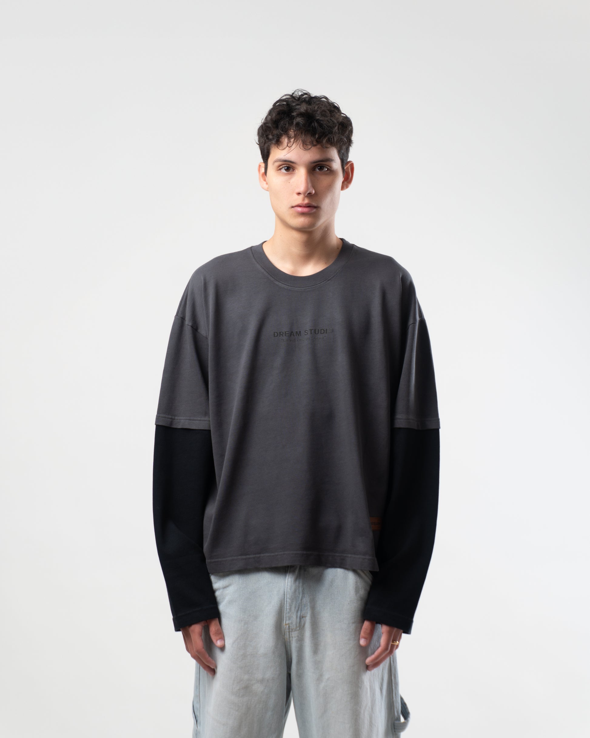MUST | Gray & black long sleeve shirt