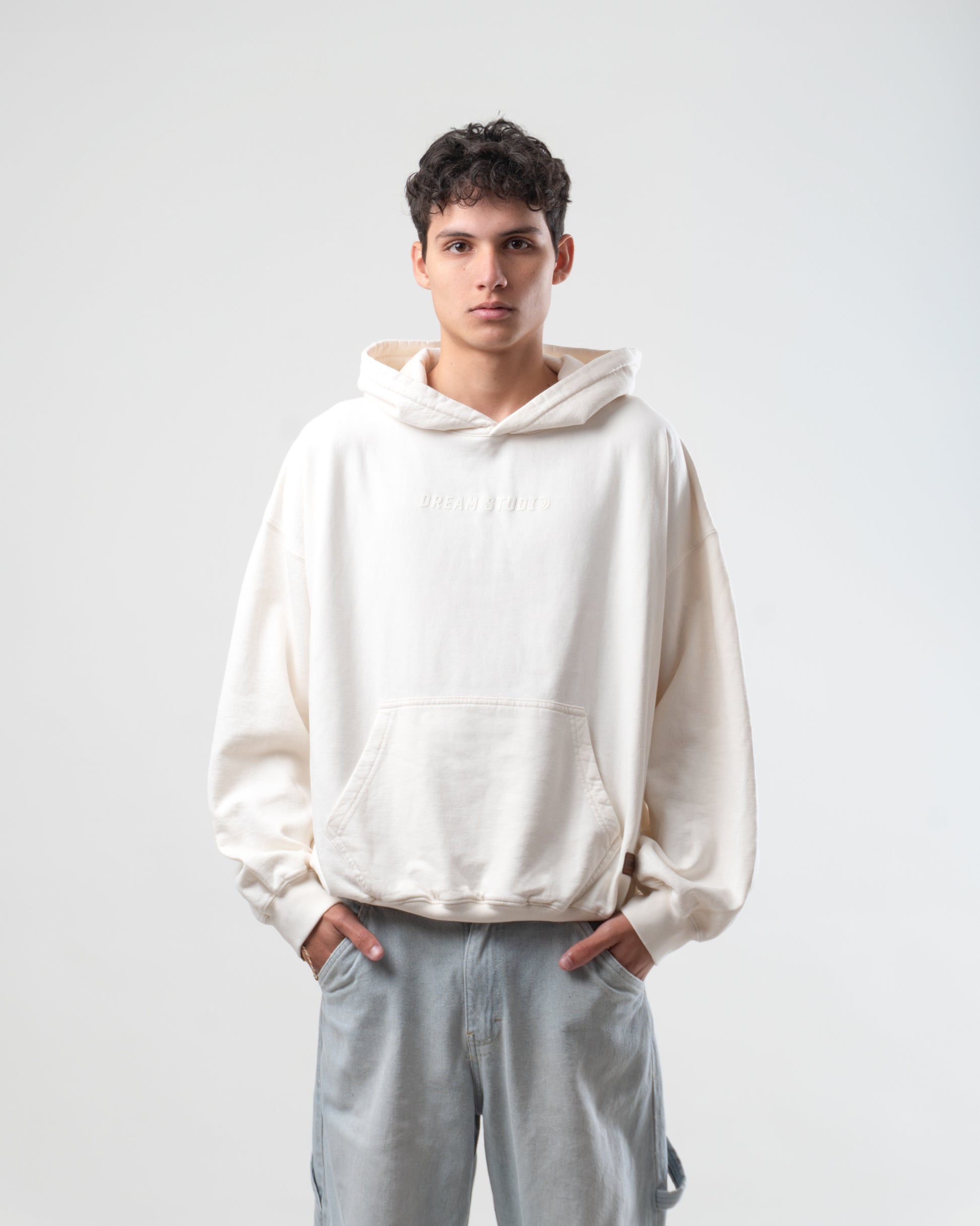 MUST | Pearl white Hoodie