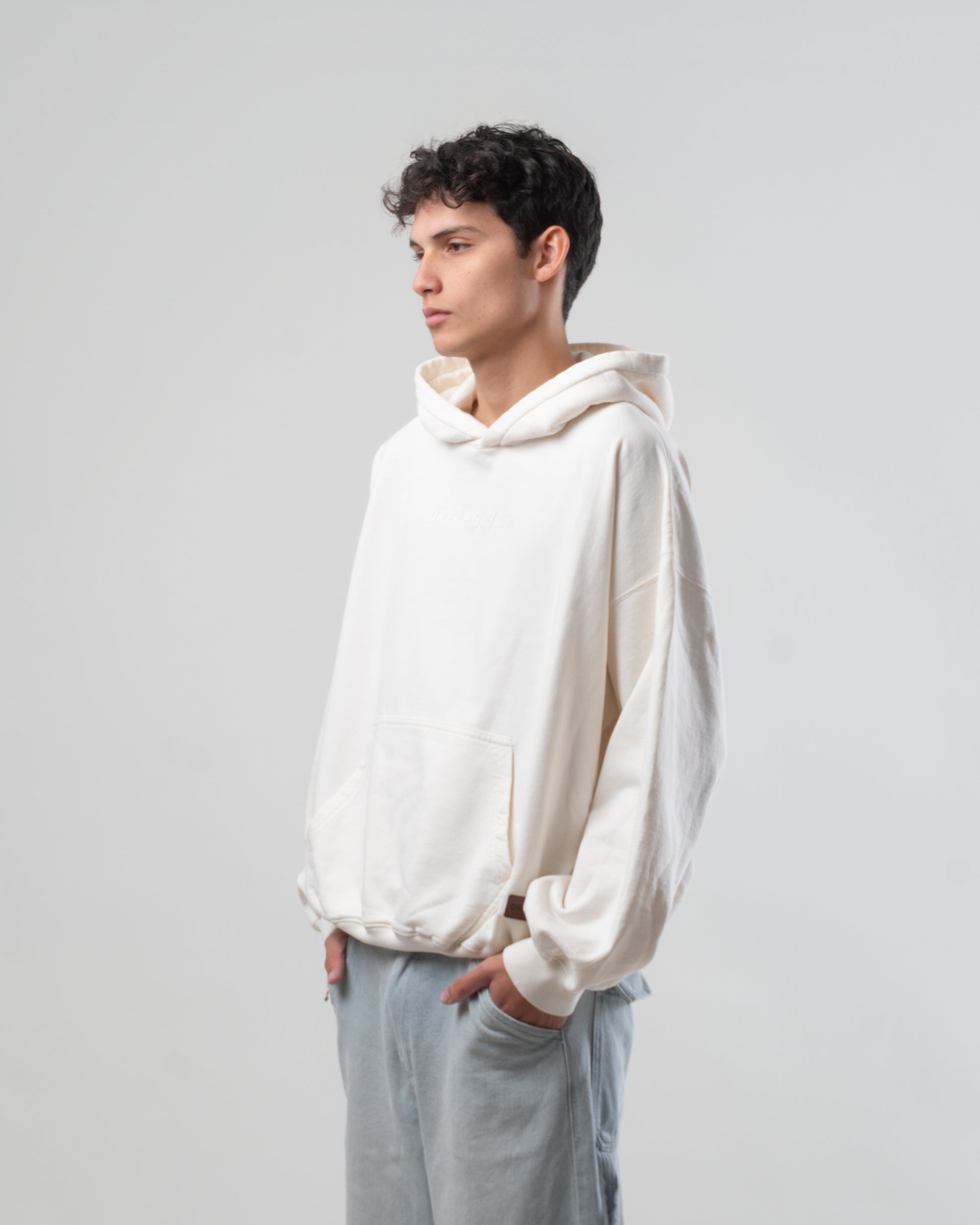 MUST | Pearl white Hoodie
