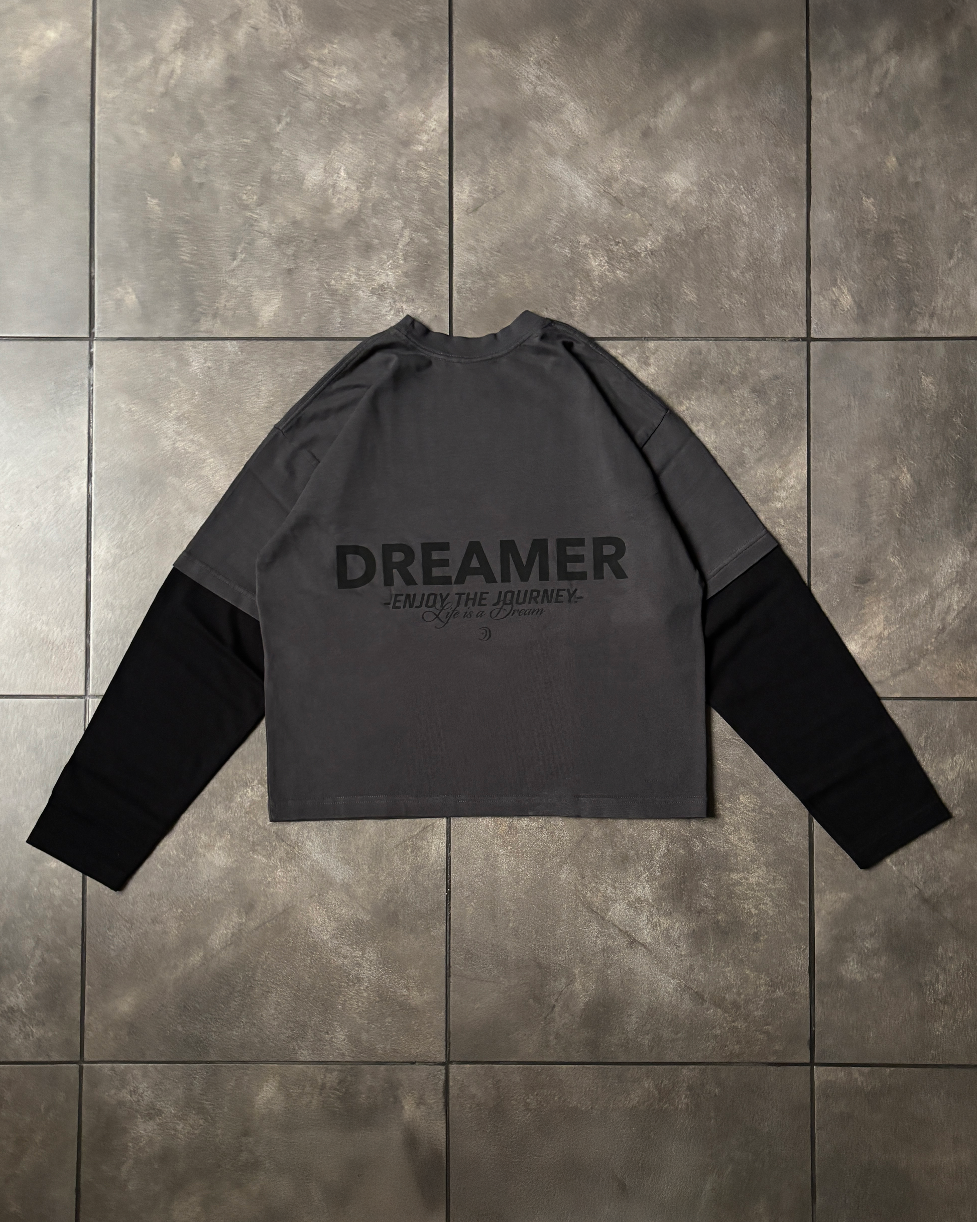 MUST | Gray & black long sleeve shirt